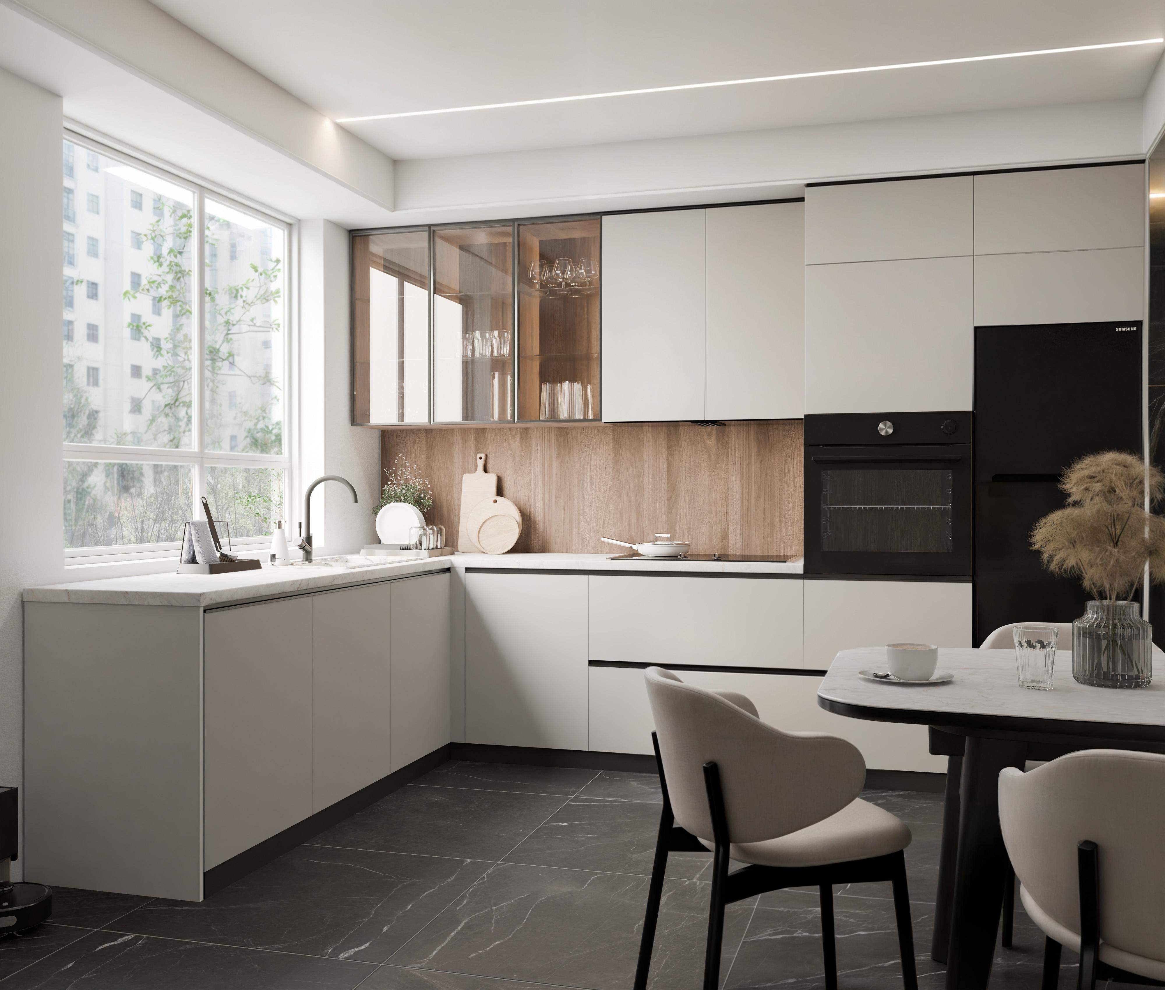 jasna minimalistyczna kuchnia na wymiar  z witryną w szafkach górnych 