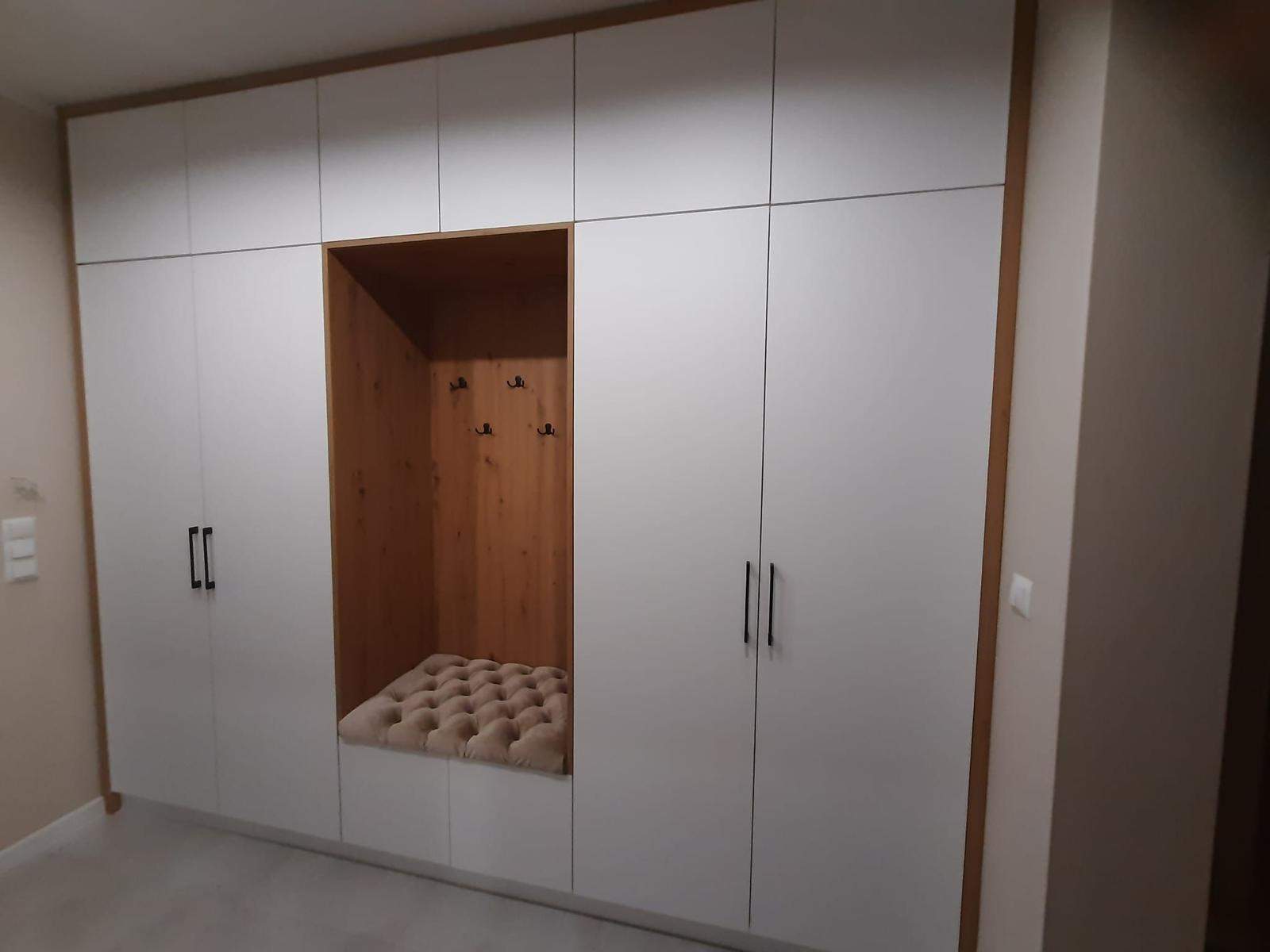 szafa zabudowa korytarzowa pod wymiar 